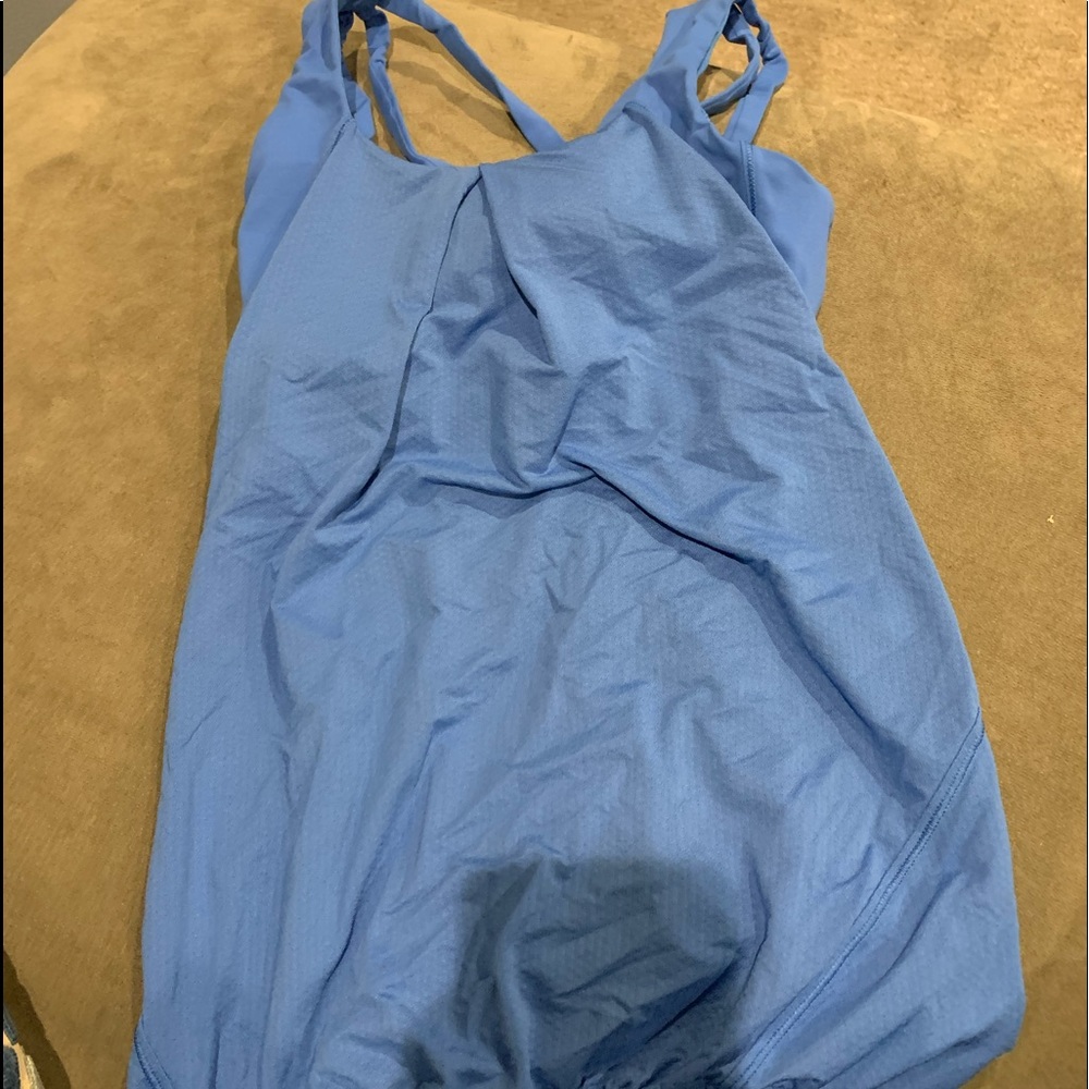 Lulu lemon work out top